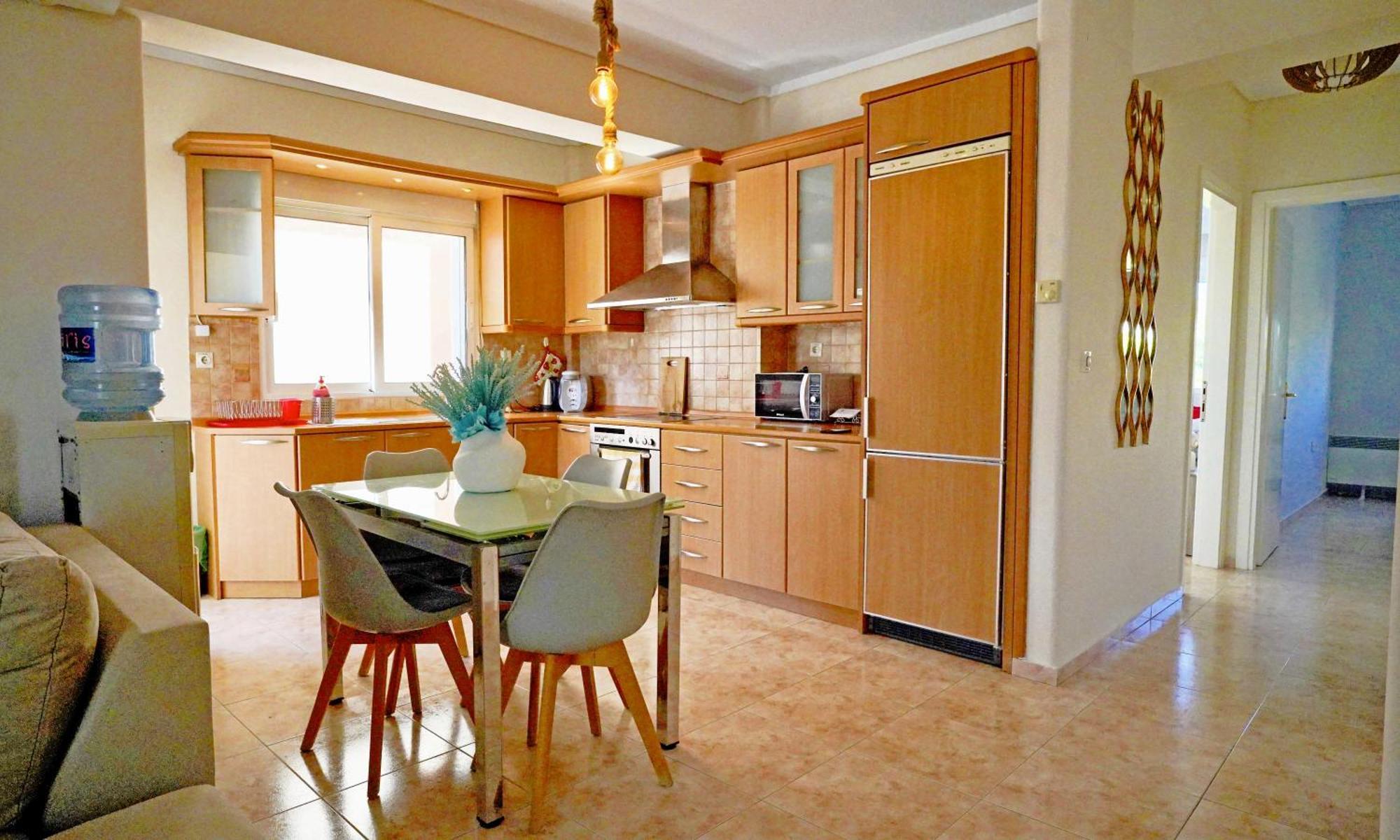Lovely And Sunny Apartament 300M From Beach!! Peraía Eksteriør bilde